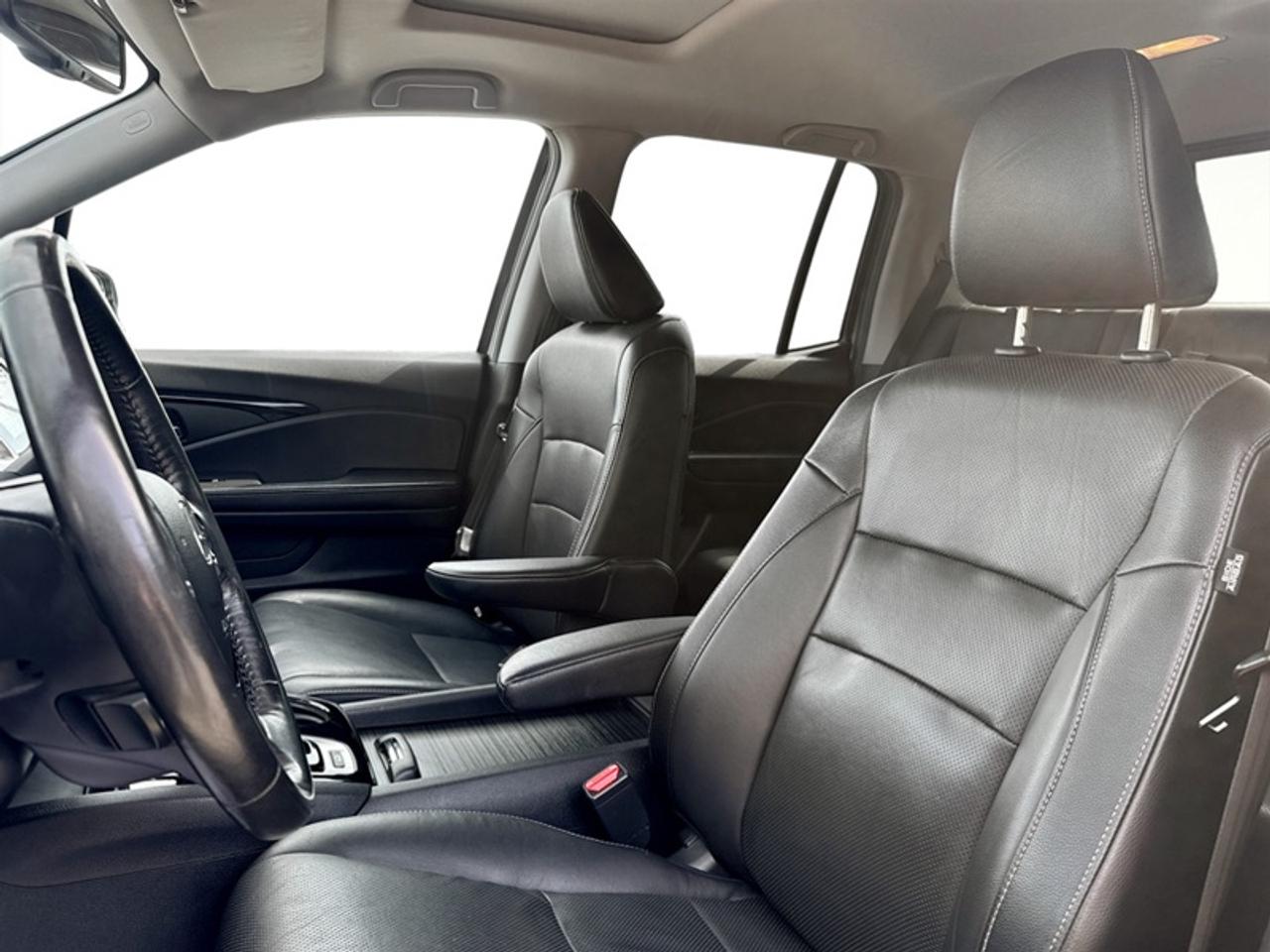 2017 Honda Ridgeline Touring  **22 SERVICE RECORDS** Photo