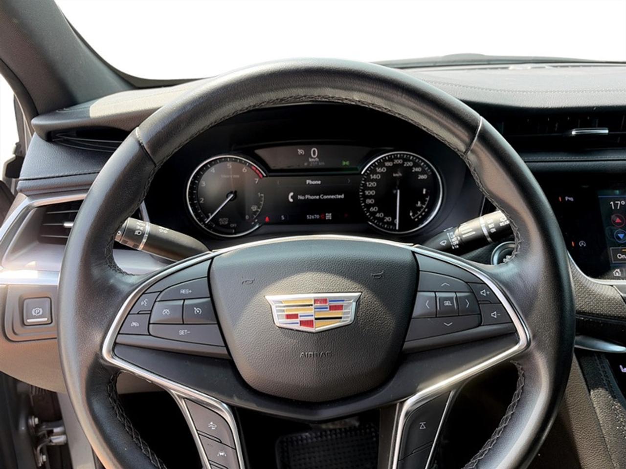 2022 Cadillac XT5 Luxury  **LOW MILEAGE** Photo