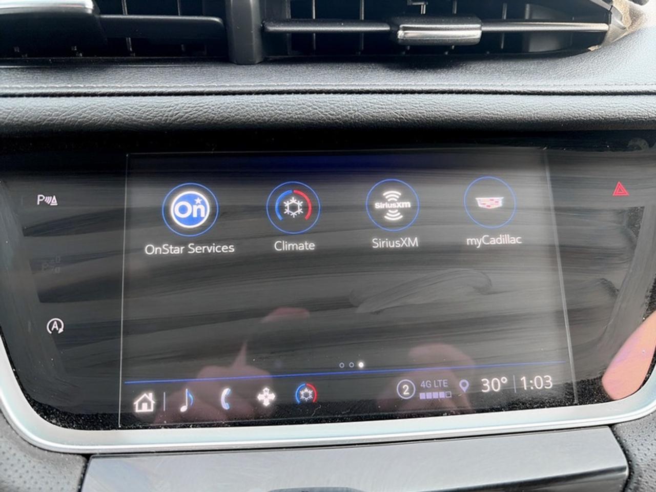 2022 Cadillac XT5 Luxury  **LOW MILEAGE** Photo
