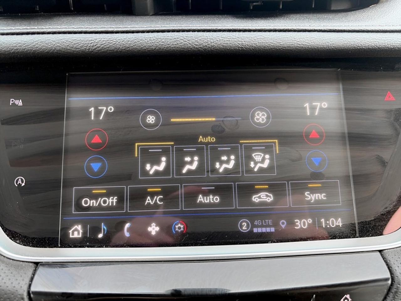 2022 Cadillac XT5 Luxury  **LOW MILEAGE** Photo