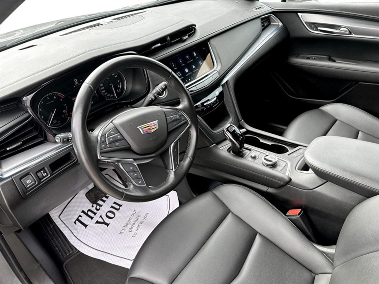 2022 Cadillac XT5 Luxury  **LOW MILEAGE** Photo