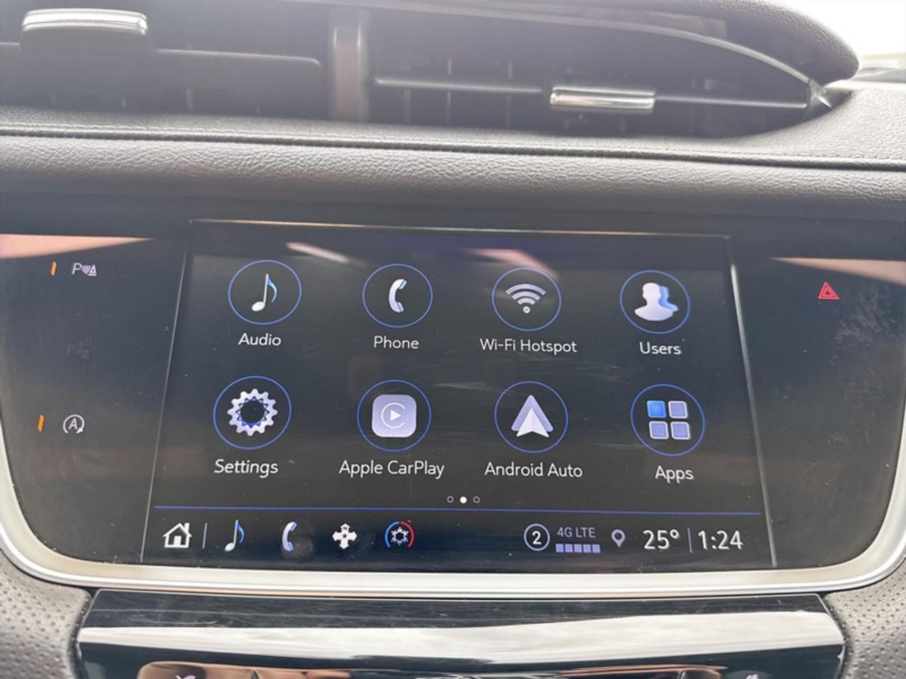 2022 Cadillac XT5 Luxury  **LOW MILEAGE** Photo