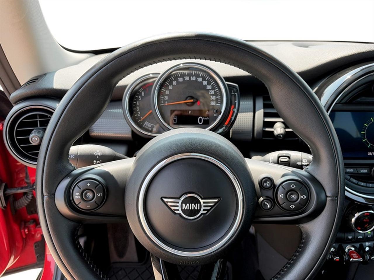 2019 MINI 3 Door 2-Door Hatchback  **CLEAN CARFAX** Photo