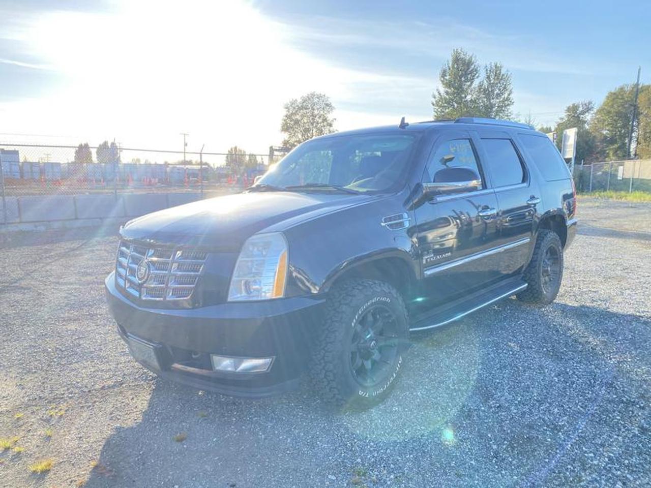 Used 2007 Cadillac Escalade AWD for sale in Burnaby, BC