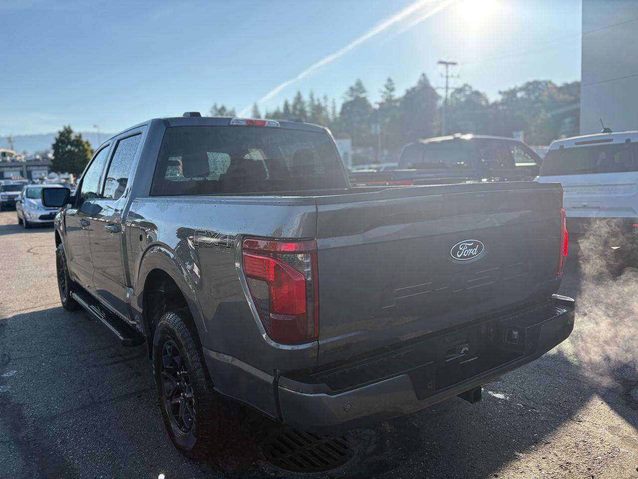 2025 Ford F-150 XLT Photo2