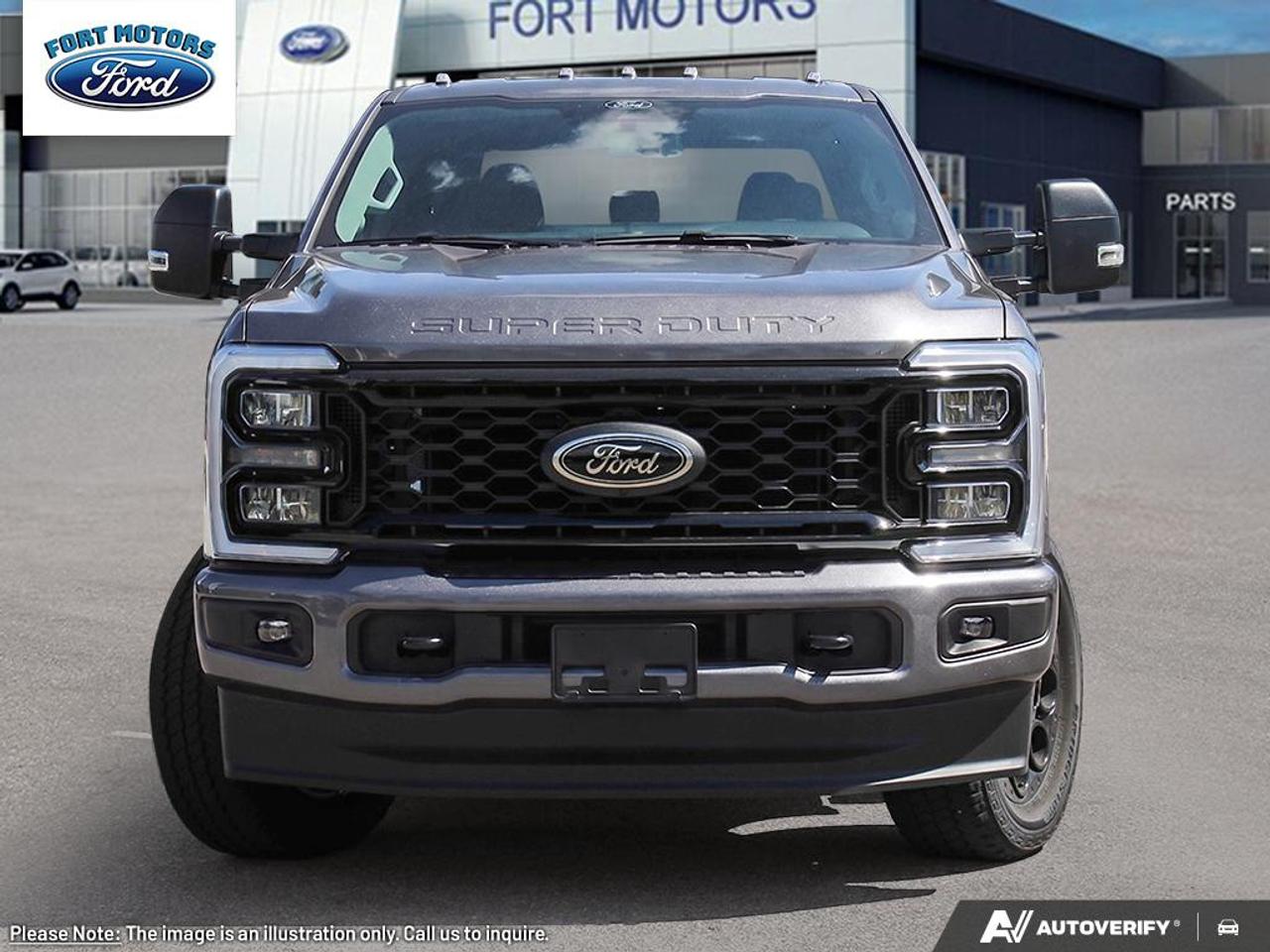 2026 Ford SUPER DUTY F-350 SRW XLT Photo1