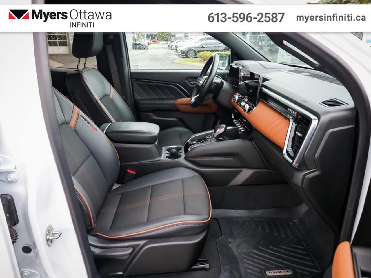 2024 GMC Canyon AT4  Tow Pkg, Remote Start, Heated Seats Photo