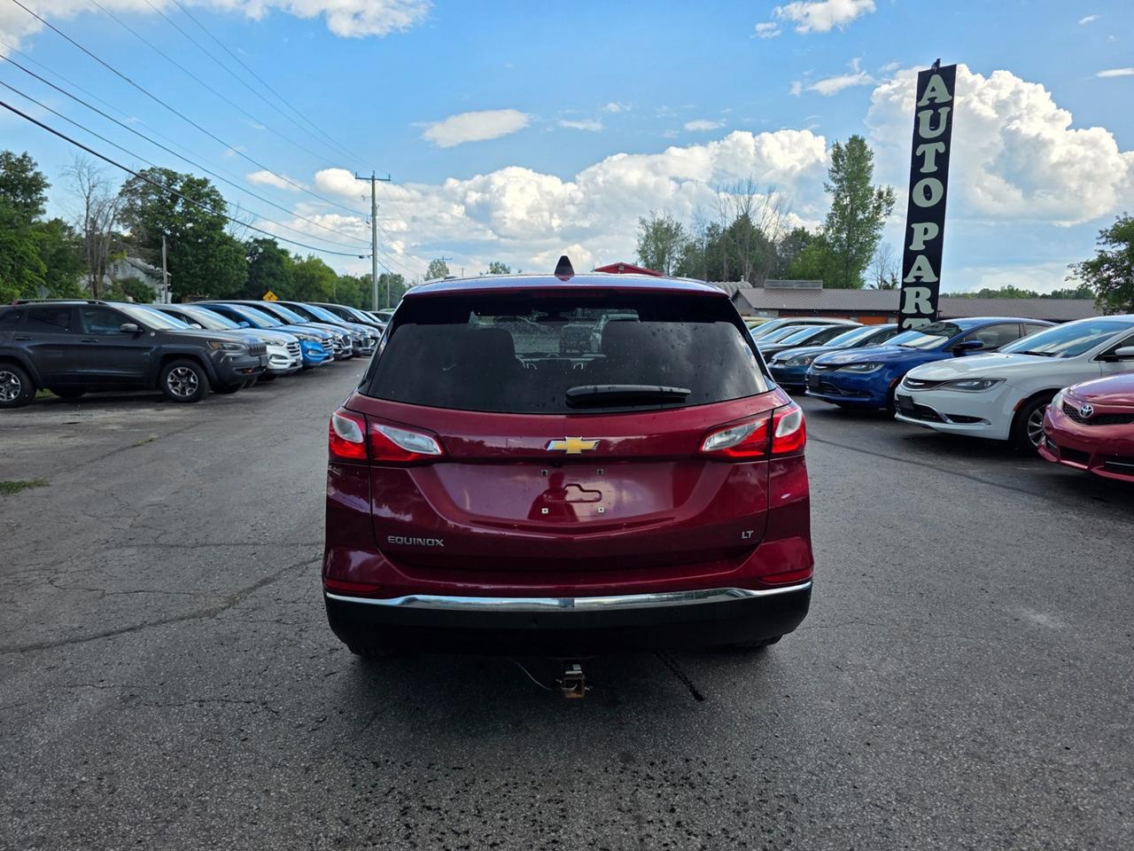 2018 Chevrolet Equinox LT Photo3
