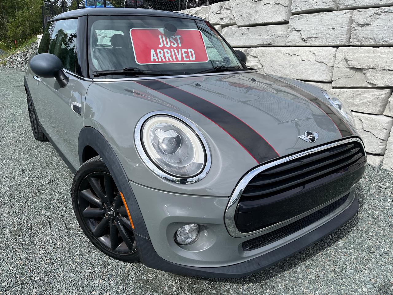 2016 MINI Cooper  - Photo #1