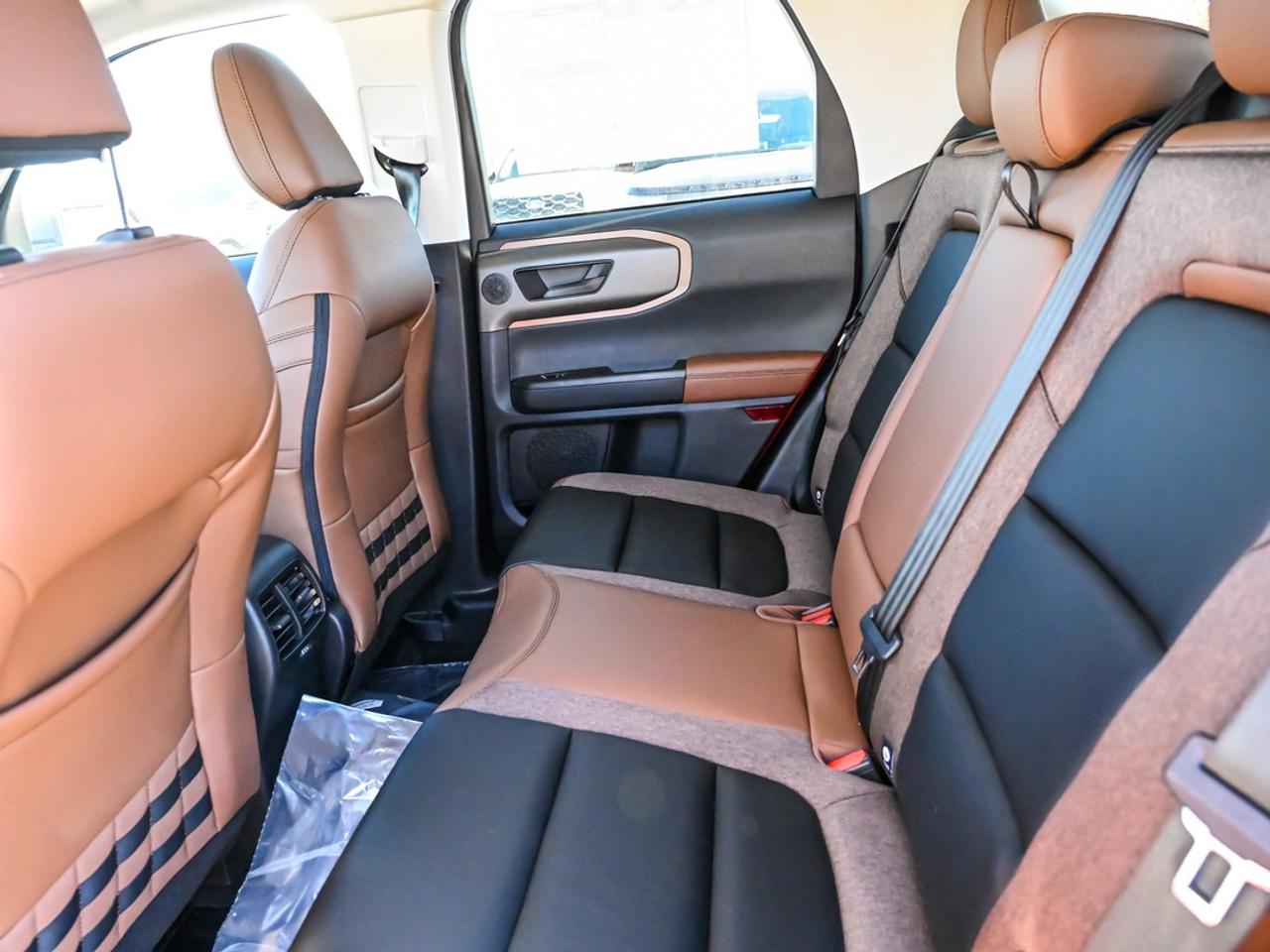 2026 Ford Bronco Sport Outer Banks Photo