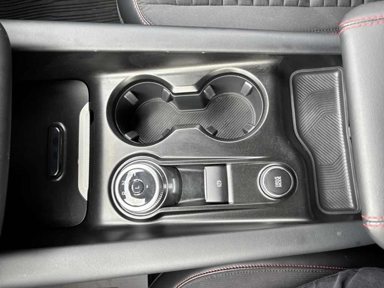 2025 Ford Explorer ST-Line 4WD | One Owner | No Accidents | Vent. Seats Photo