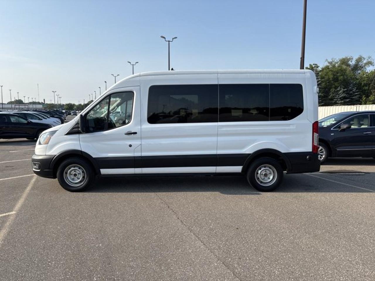 Used 2024 Ford Transit Passenger Wagon T-350 148 Med Roof XLT AWD | No Accidents for sale in Cayuga, ON