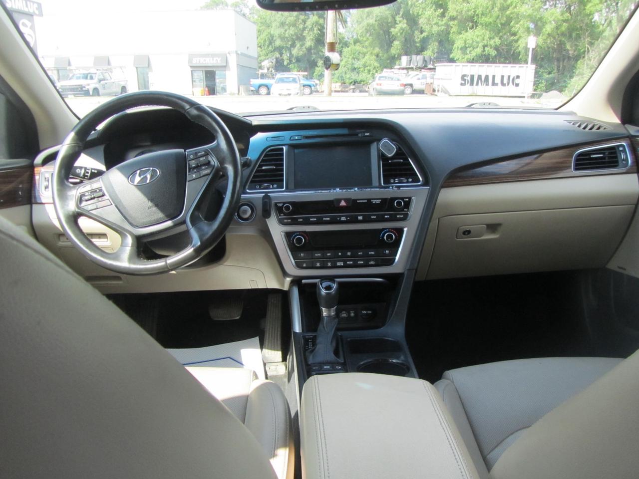 2017 Hyundai Sonata Plug-In Hybrid Plug-in Hybrid Limited Edition Photo
