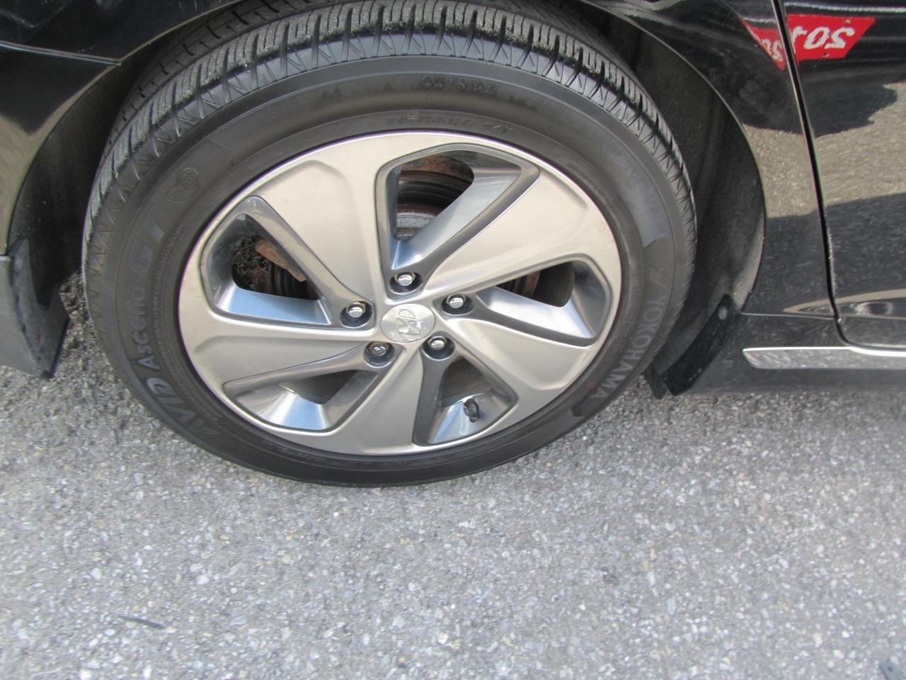 2017 Hyundai Sonata Plug-In Hybrid Plug-in Hybrid Limited Edition Photo