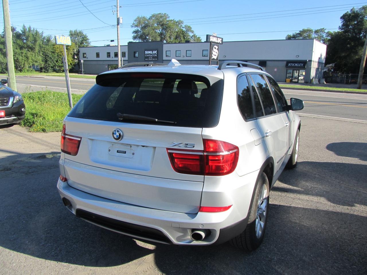 2013 BMW X5 AWD 4dr xDrive35i Photo3