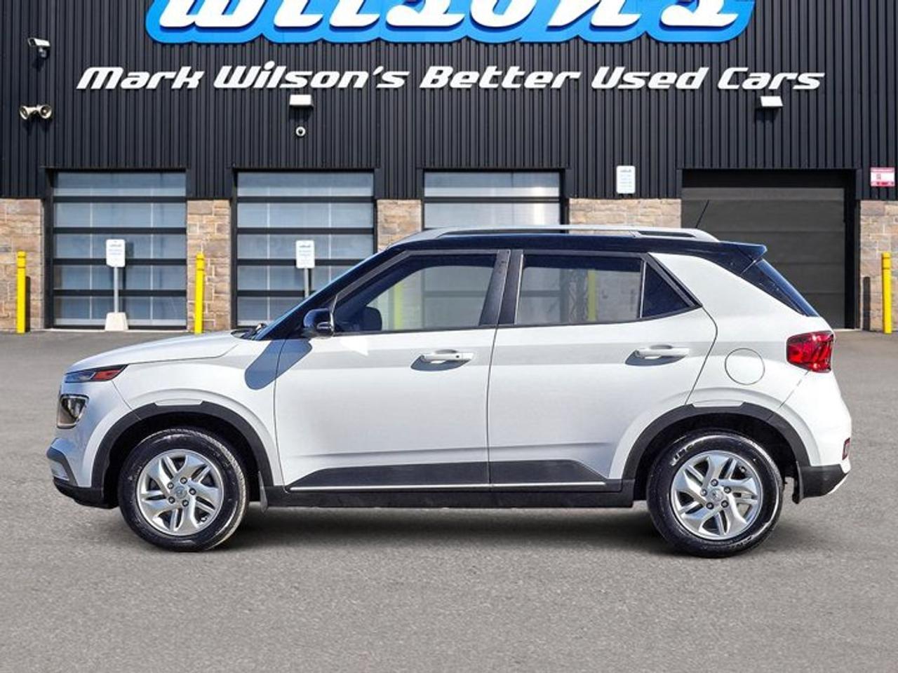 2023 Hyundai Venue Preferred Two-Tone | Heated Wheel + Seats | CarPlay + Android | Rear Camera | and More ! Photo5