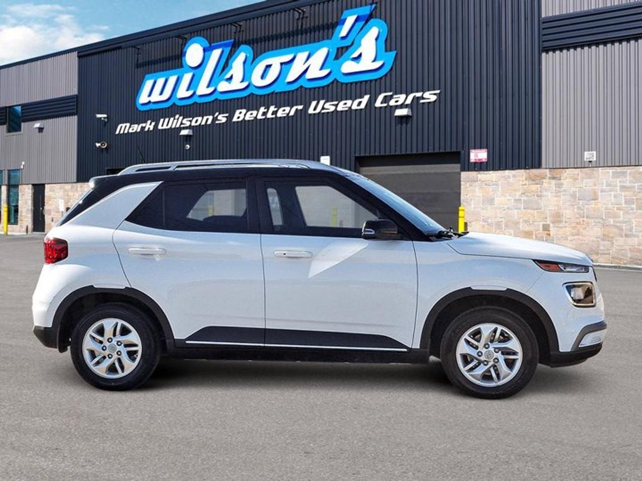 2023 Hyundai Venue Preferred Two-Tone | Heated Wheel + Seats | CarPlay + Android | Rear Camera | and More ! Photo