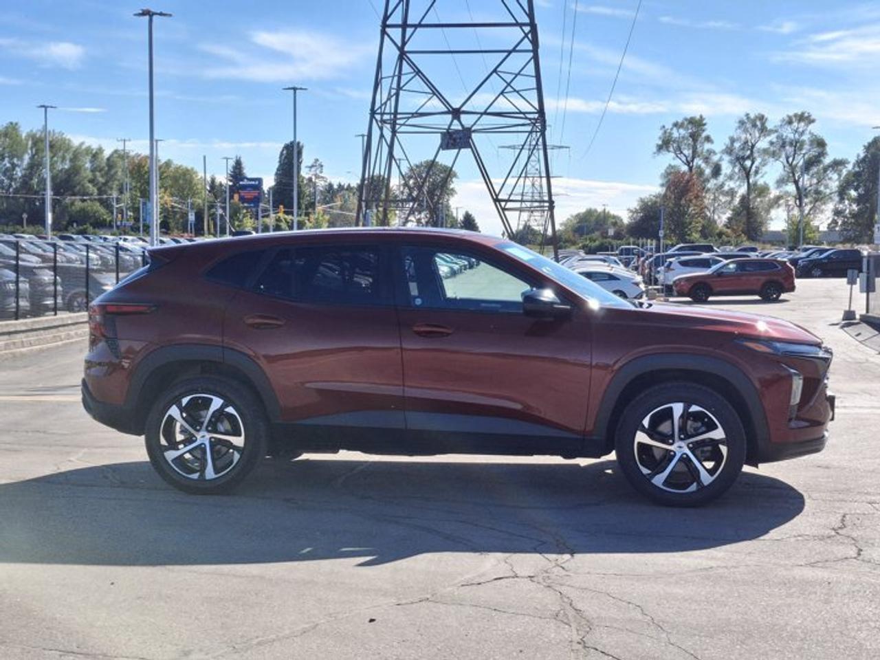 2024 Chevrolet Trax 1RS | Sunroof | Heated Seats + Steering | CarPlay | Remote Start | Blind Spot | Rear Cam | and More! Photo