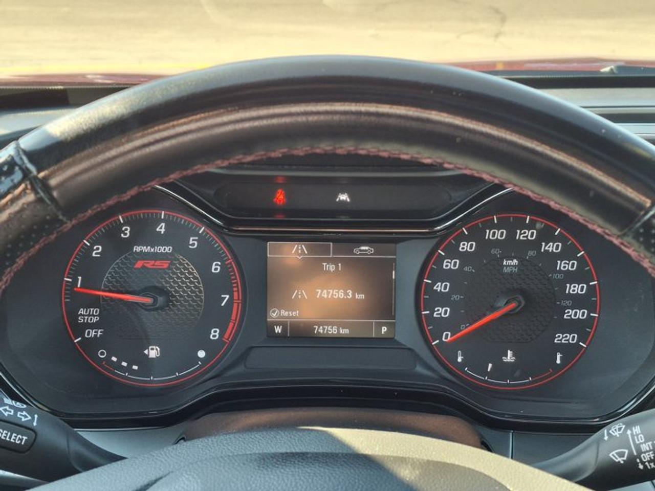 2024 Chevrolet Trax 1RS | Sunroof | Heated Seats + Steering | CarPlay | Remote Start | Blind Spot | Rear Cam | and More! Photo