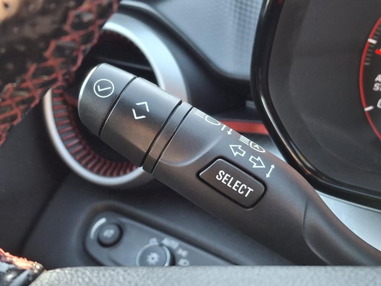 2024 Chevrolet Trax 1RS | Sunroof | Heated Seats + Steering | CarPlay | Remote Start | Blind Spot | Rear Cam | and More! Photo