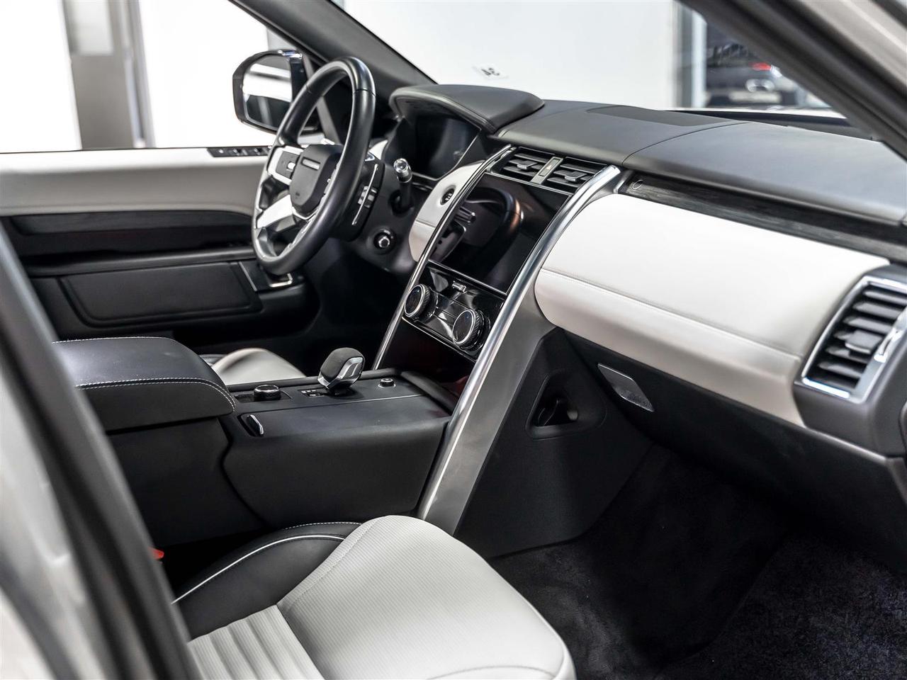 2022 Land Rover Discovery R-Dynamic S|P360 Turbo Inline-6|Adaptive Cruise|360 Camera|Meridian Photo
