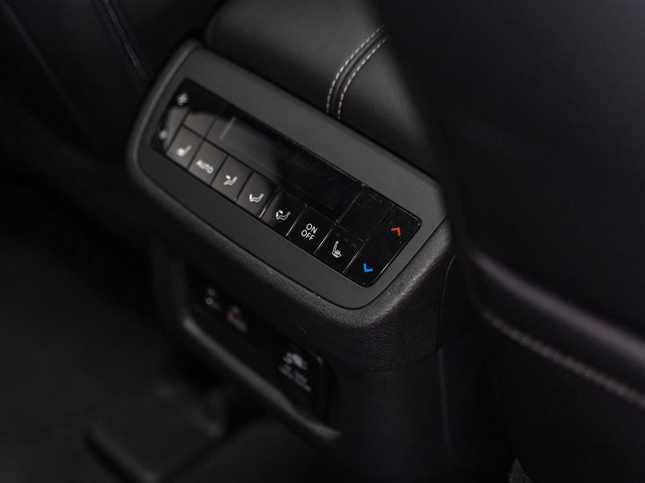 2024 Nissan Pathfinder SL 4WD|8-Passenger|Heads-Up|BOSE|Adaptive Cruise|360 Camera Photo