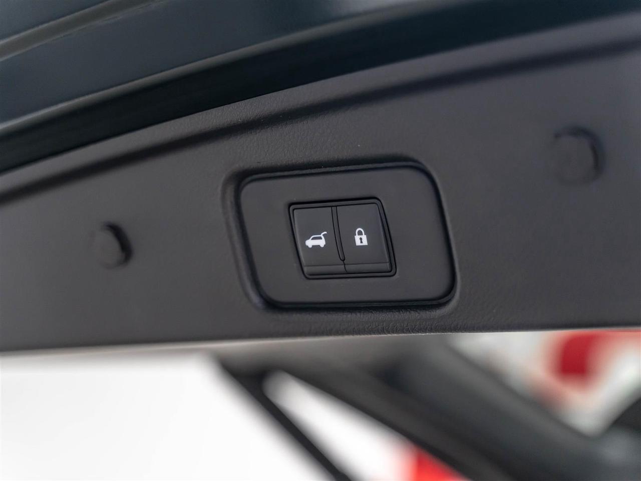 2024 Nissan Pathfinder SL 4WD|8-Passenger|Heads-Up|BOSE|Adaptive Cruise|360 Camera Photo