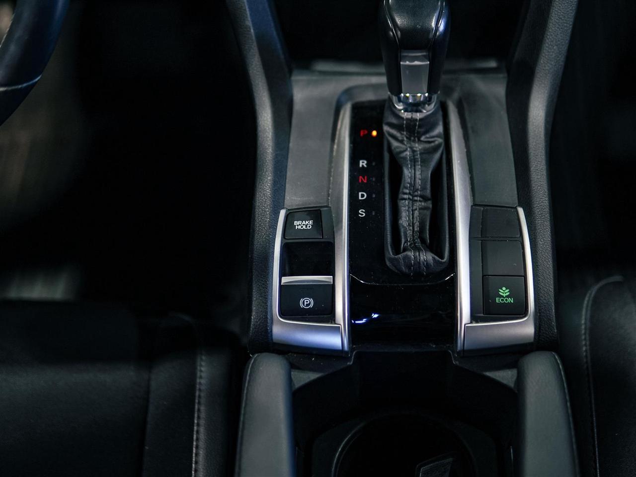 2020 Honda Civic SPORT | SUNROOF | LANE WATCH | NO ACCIDENTS Photo