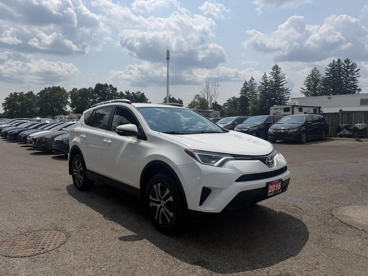 2016 Toyota RAV4 LE | CLEAN CARFAX - Photo #1