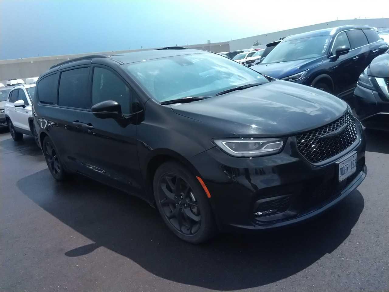 2025 Chrysler Pacifica Limited
