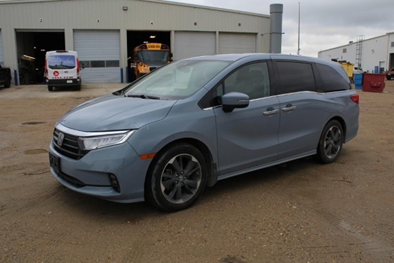 2024 Honda Odyssey Touring Auto w/H&C L, S/R, NAV, BUC, rear ent. - Photo #1