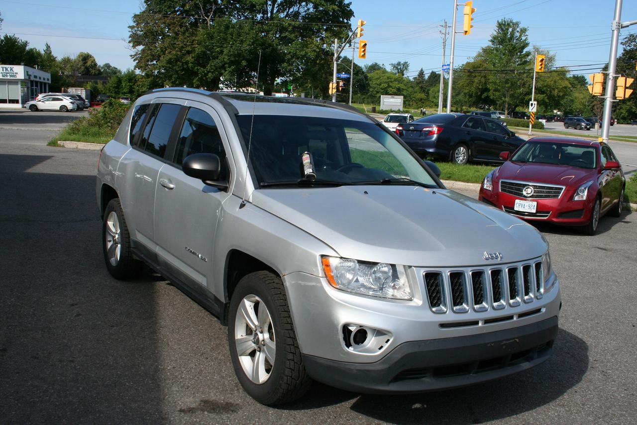 2011 Jeep Compass North Edition Photo2