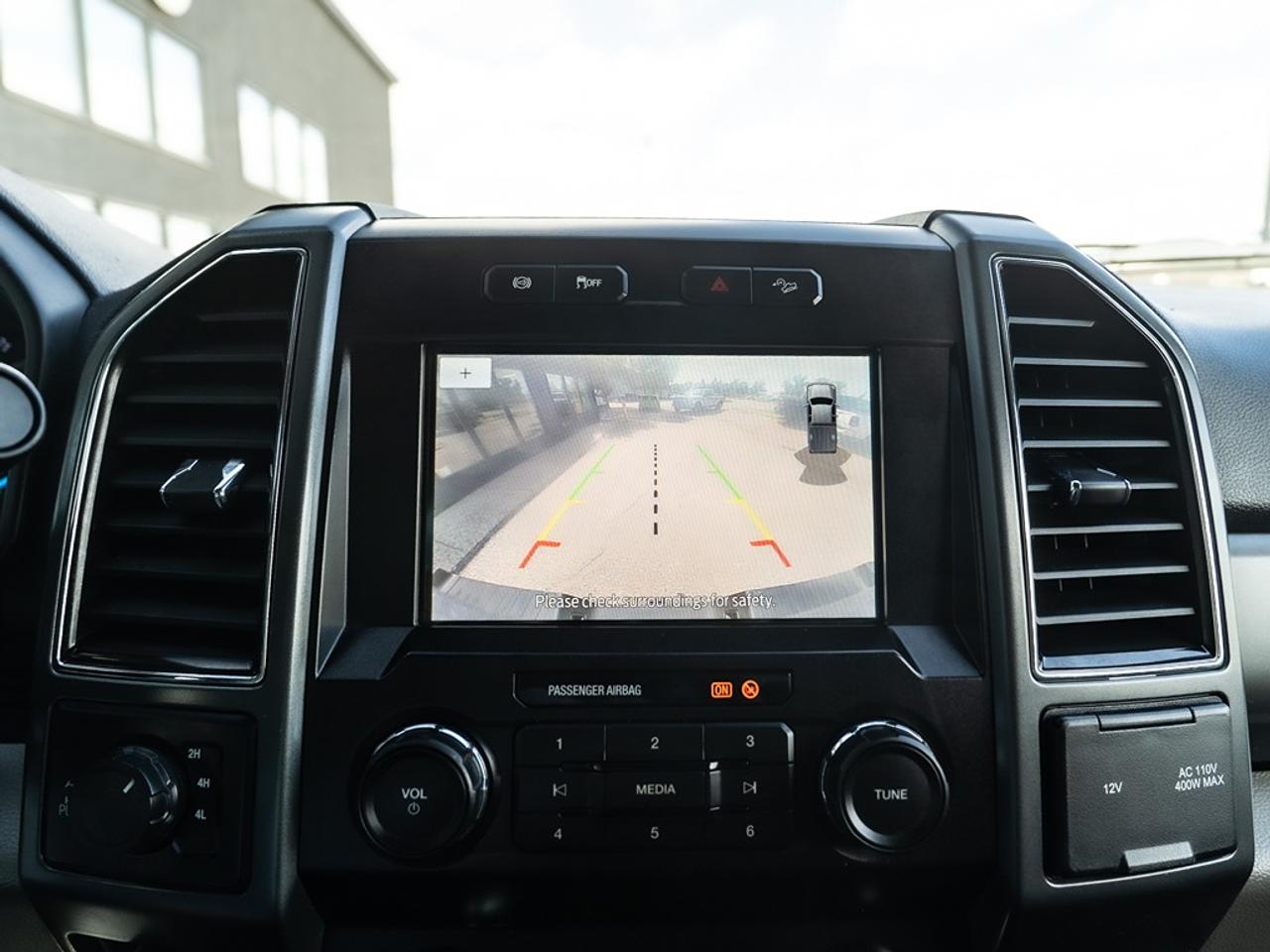 2022 Ford SUPER DUTY F-250 SRW XLT Photo35