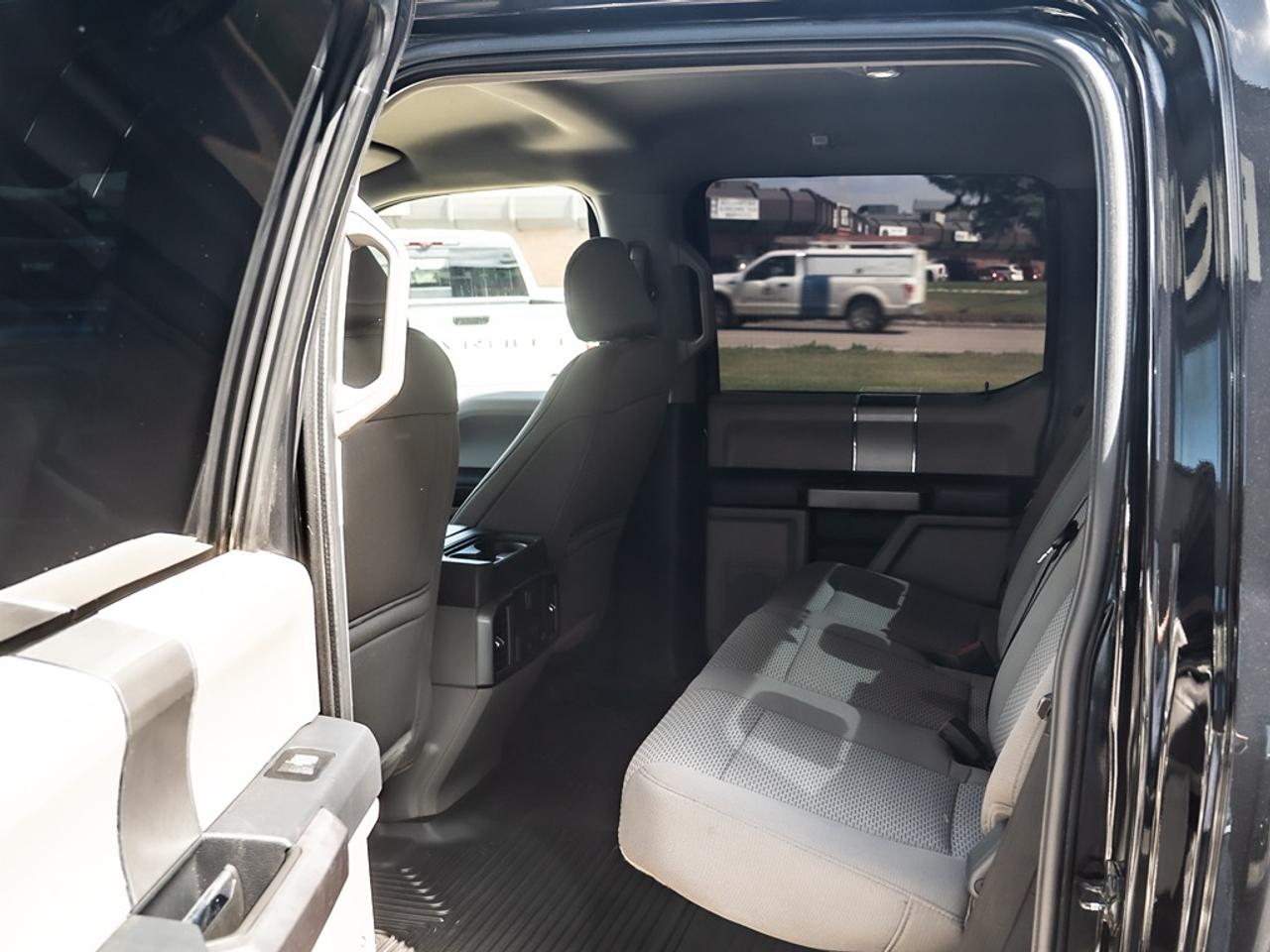 2022 Ford SUPER DUTY F-250 SRW XLT Photo37