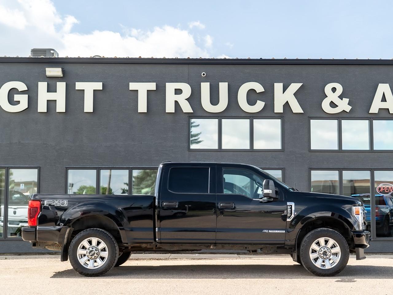 2022 Ford SUPER DUTY F-250 SRW XLT Photo25