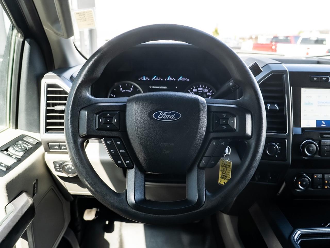 2022 Ford SUPER DUTY F-250 SRW XLT Photo31