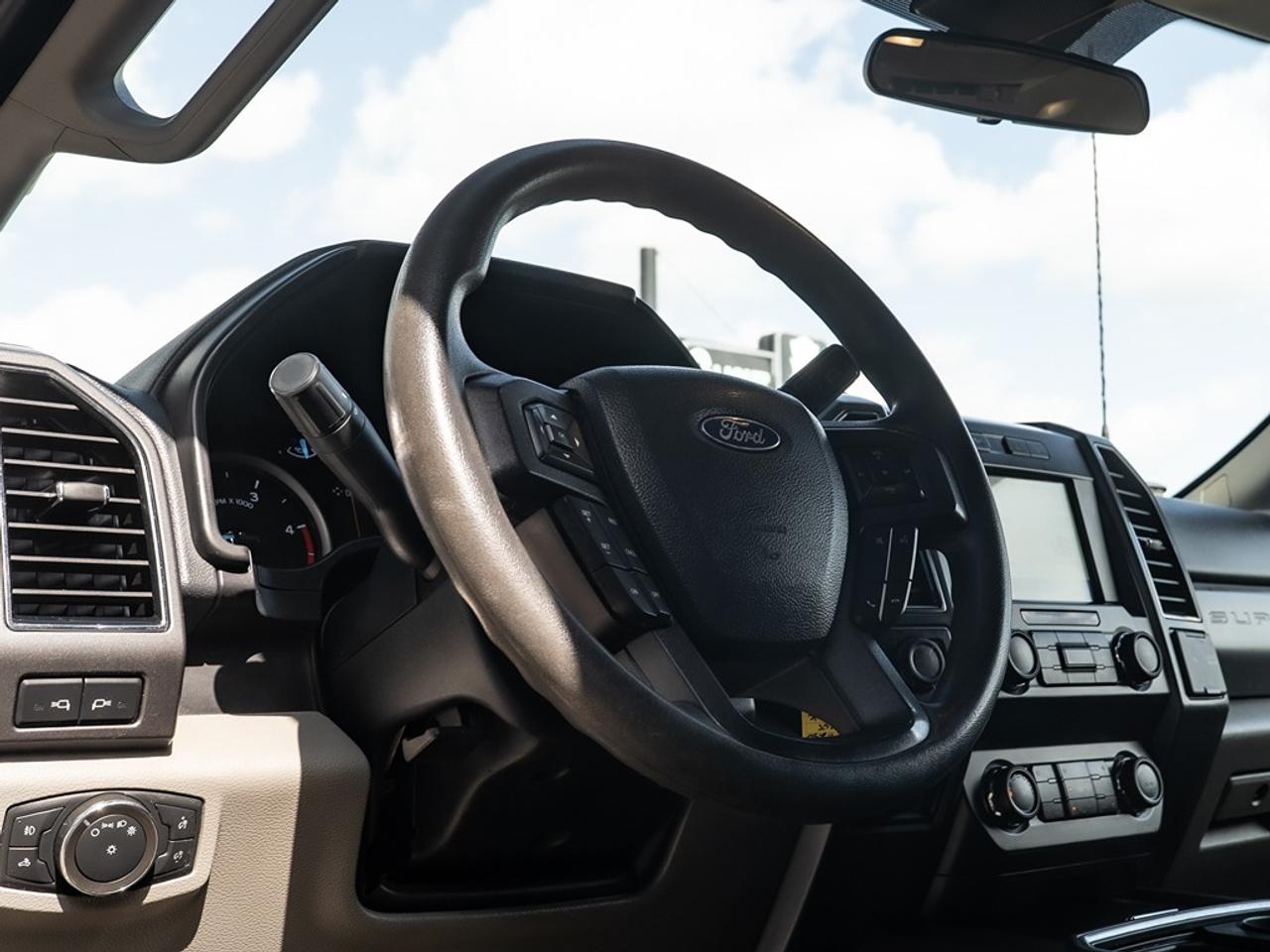 2022 Ford SUPER DUTY F-250 SRW XLT Photo33