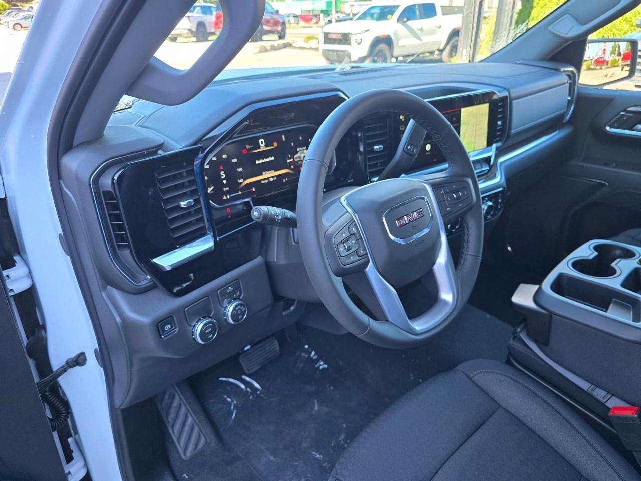 2026 GMC Sierra 1500 Crew Cab Short Box 2-Wheel Drive Elevation Photo