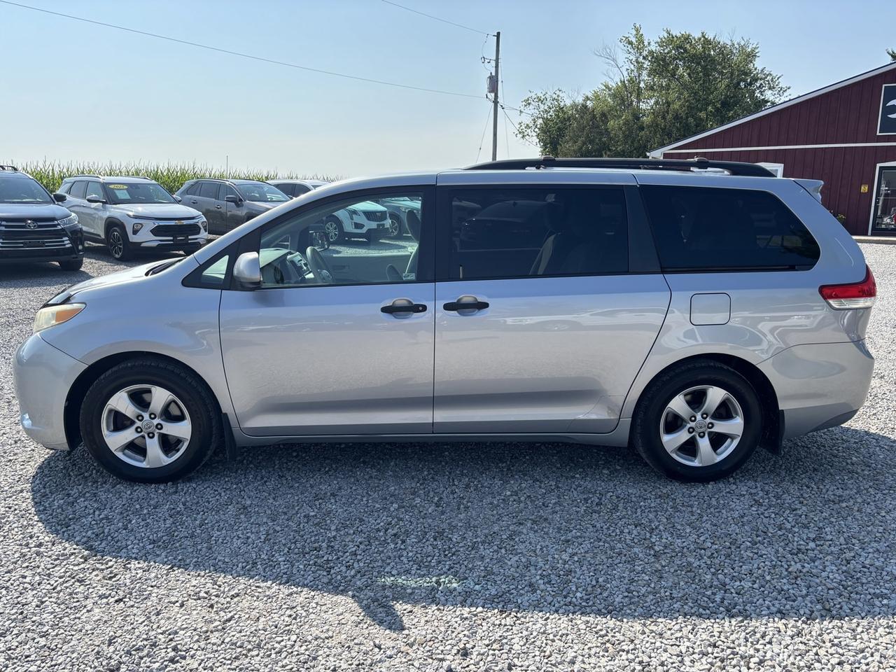 Used 2011 Toyota Sienna Base V6 ~Well Maintained~Runs like new! for sale in Dunnville, ON