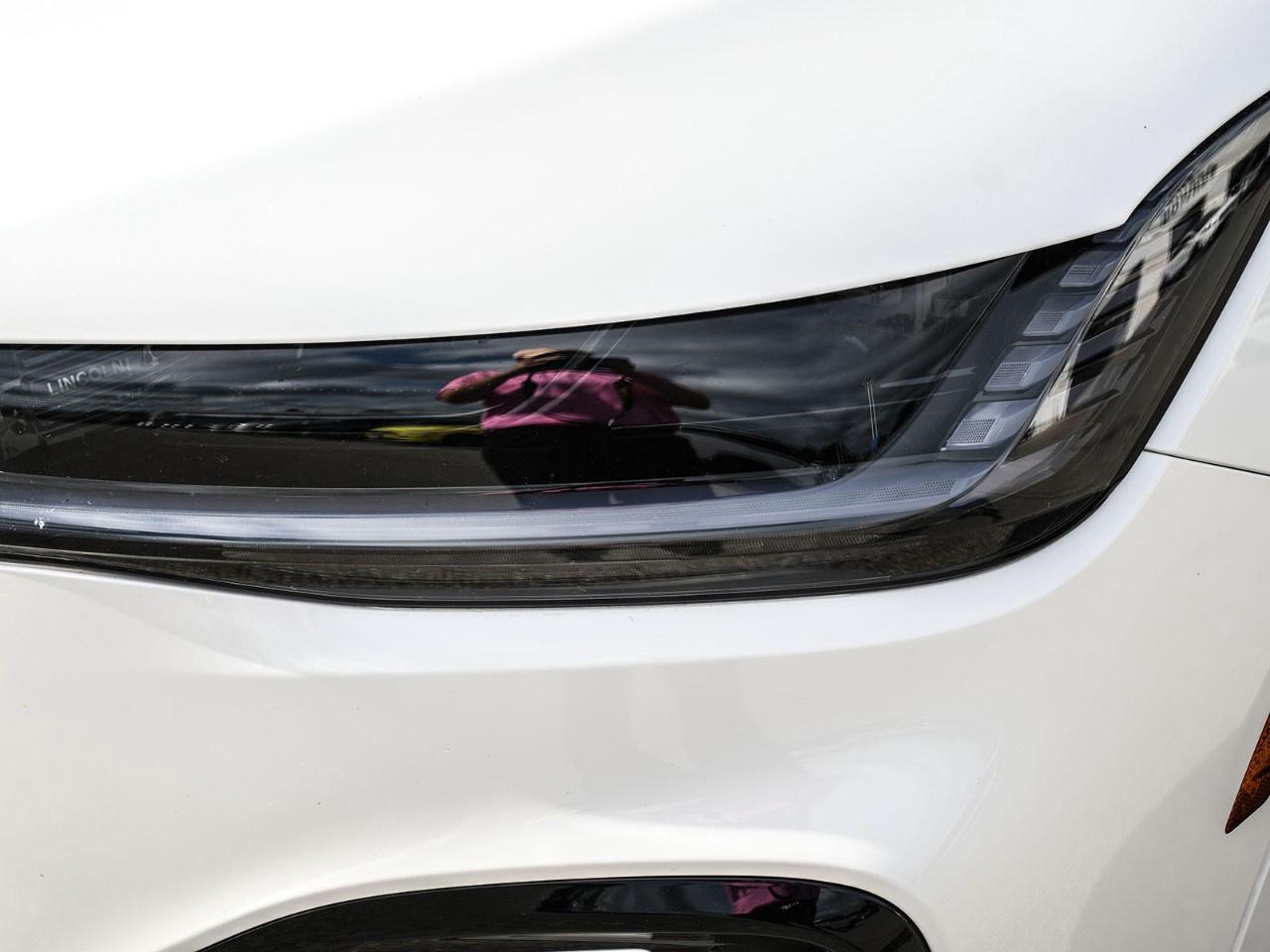2024 Lincoln Nautilus Reserve AWD Photo