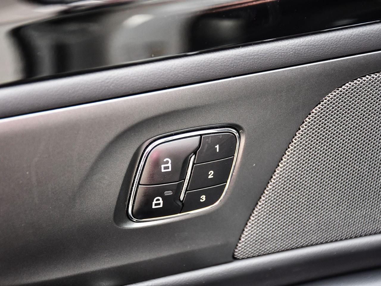 2024 Lincoln Nautilus Reserve AWD Photo