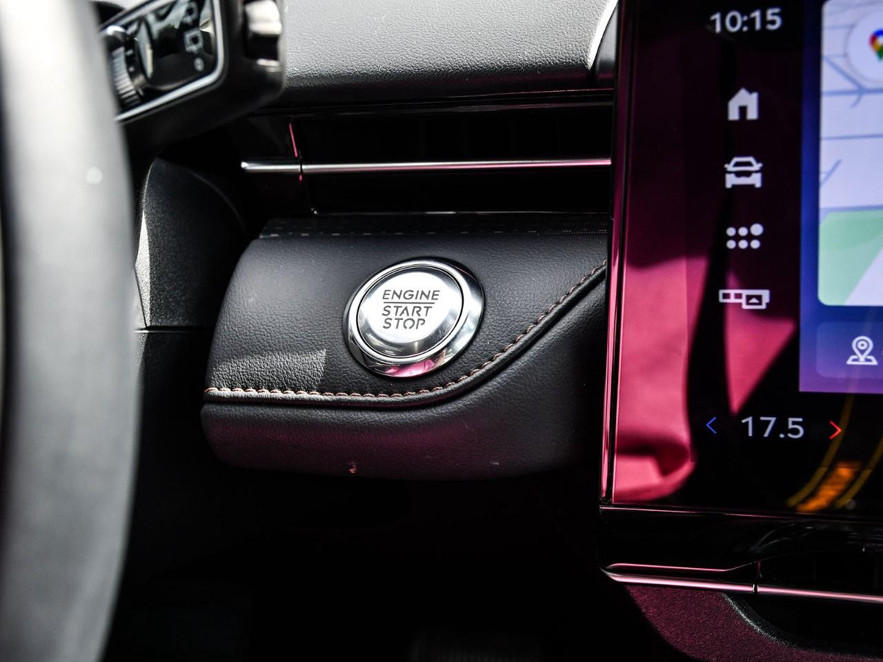 2024 Lincoln Nautilus Reserve AWD Photo