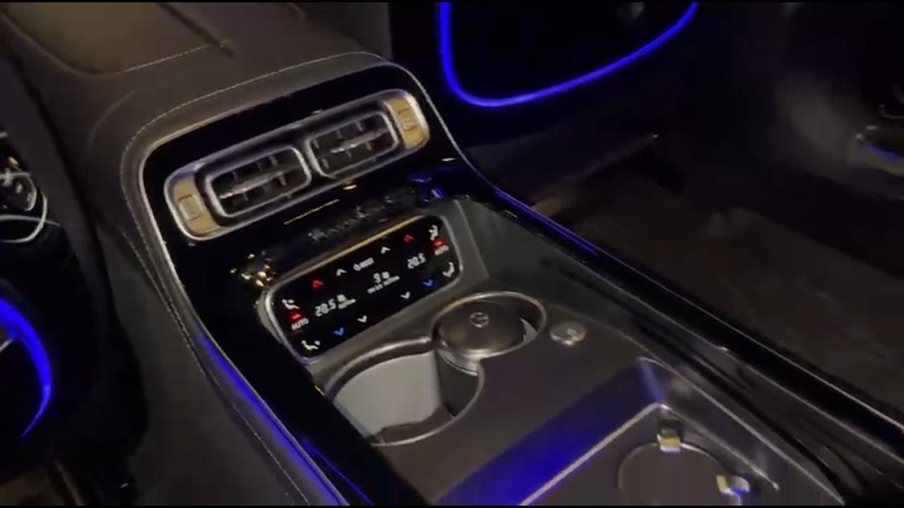 1786725832916