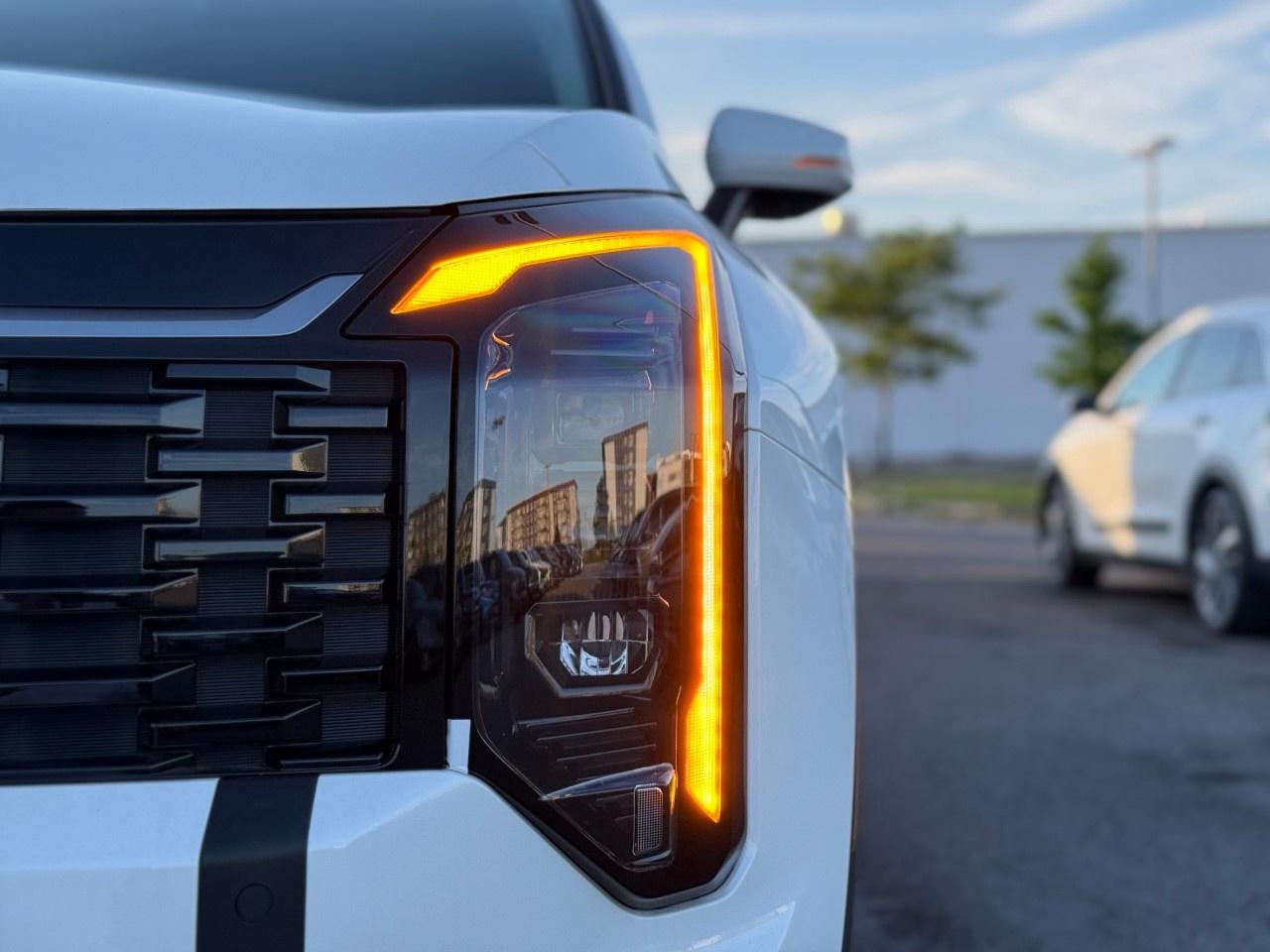 2027 Kia Sportage Hybrid EX AWD Photo