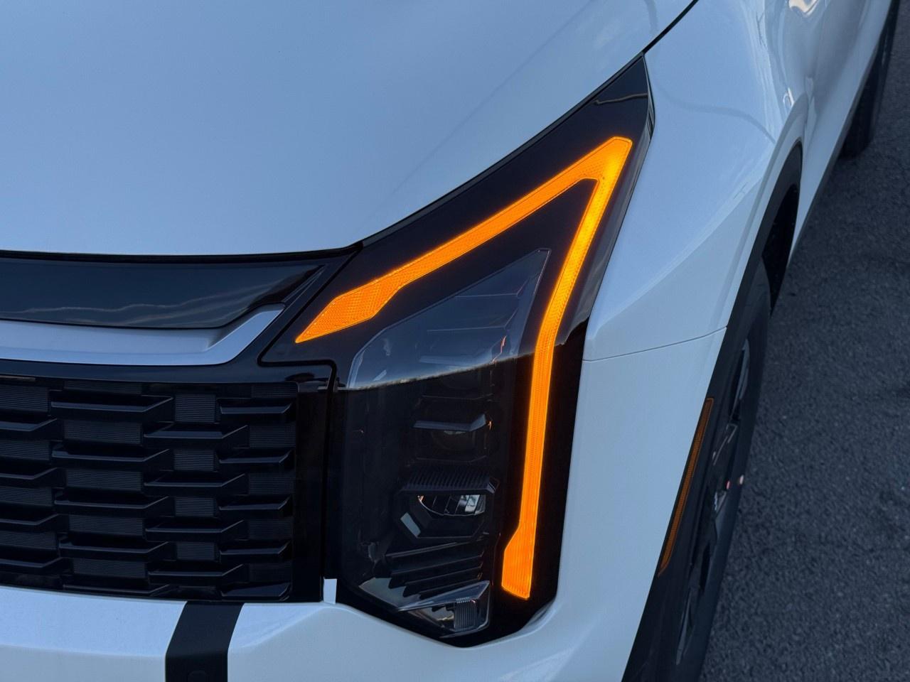 2027 Kia Sportage Hybrid EX AWD Photo