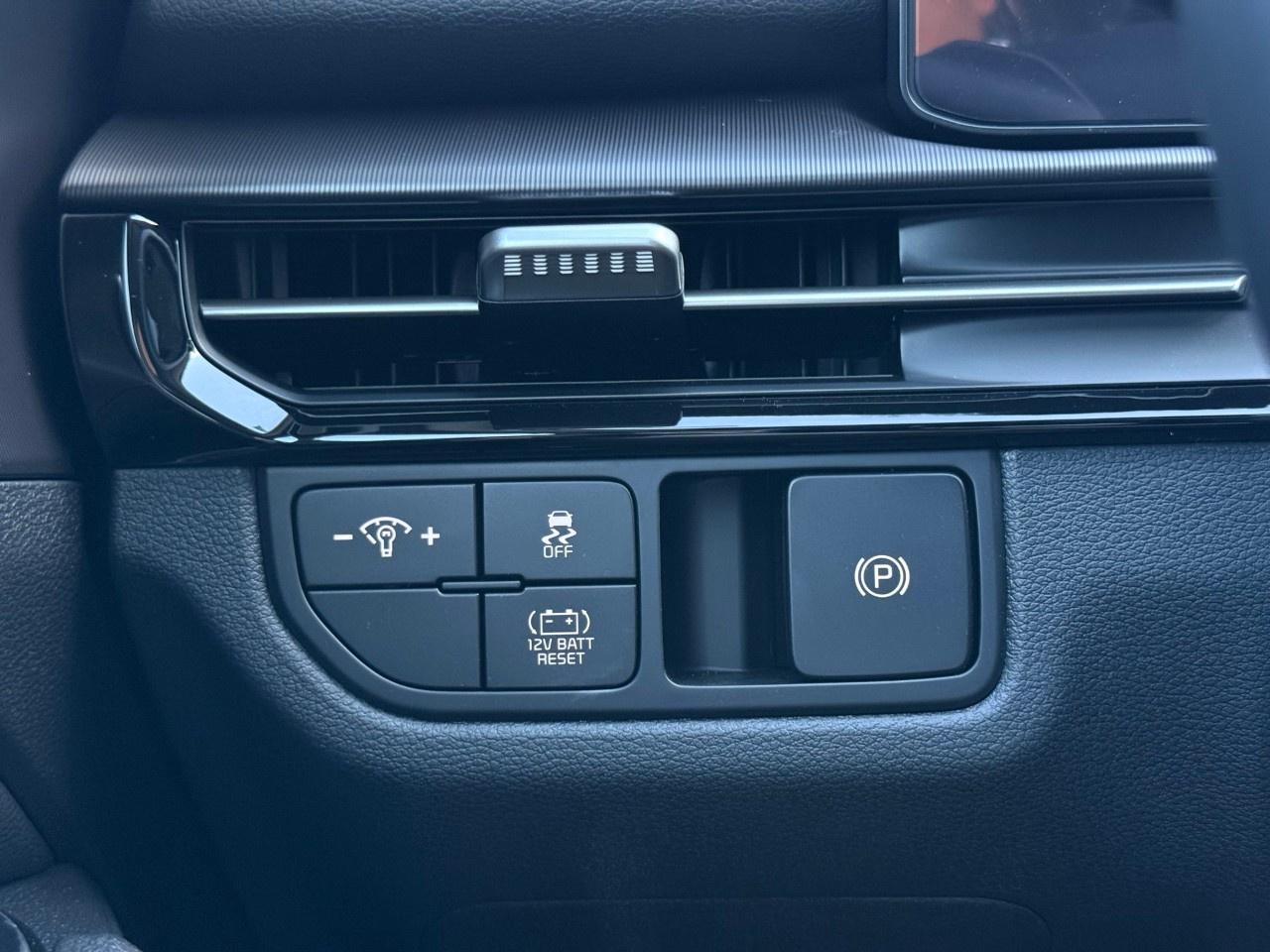 2027 Kia Sportage Hybrid EX AWD Photo