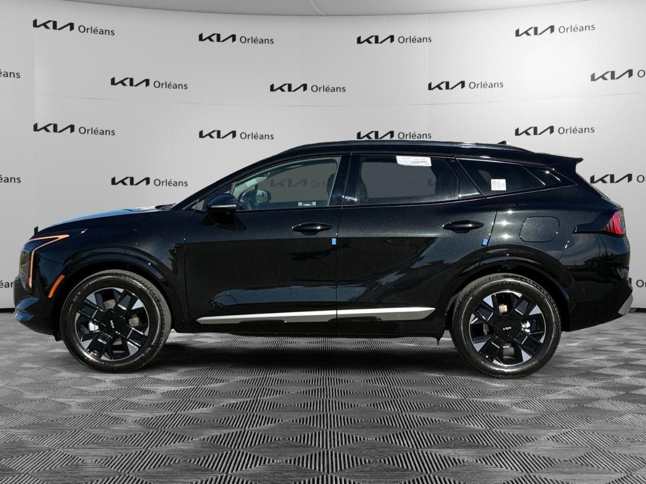 2027 Kia Sportage Plug-In Hybrid SX AWD w/Red Interior Photo1