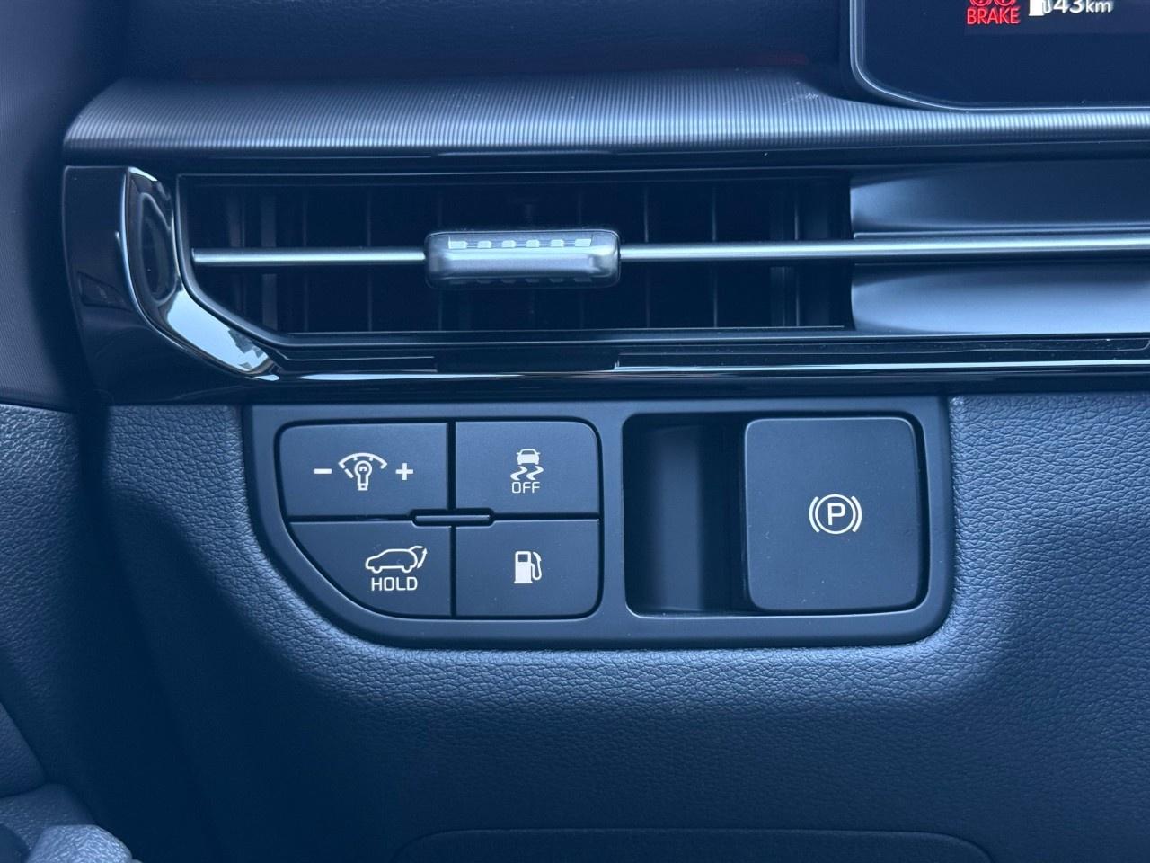2027 Kia Sportage Plug-In Hybrid SX AWD w/Red Interior Photo