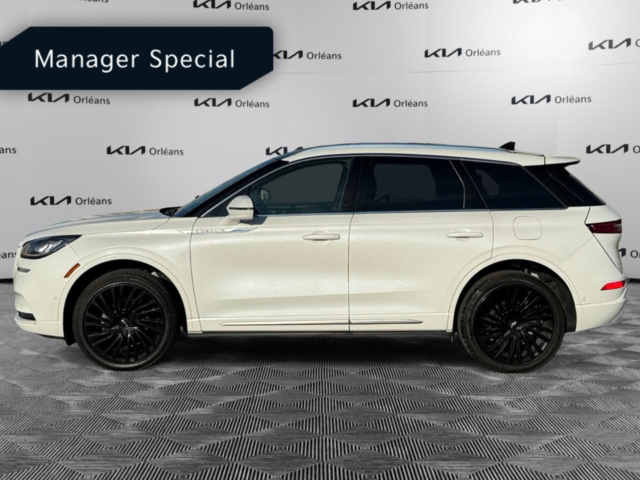 2021 Lincoln Corsair Reserve AWD Photo1