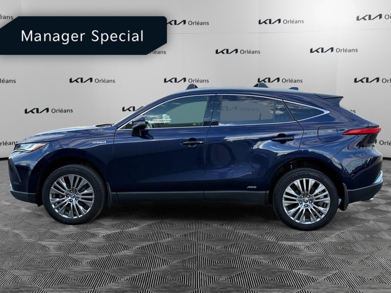 2021 Toyota Venza XLE AWD Photo